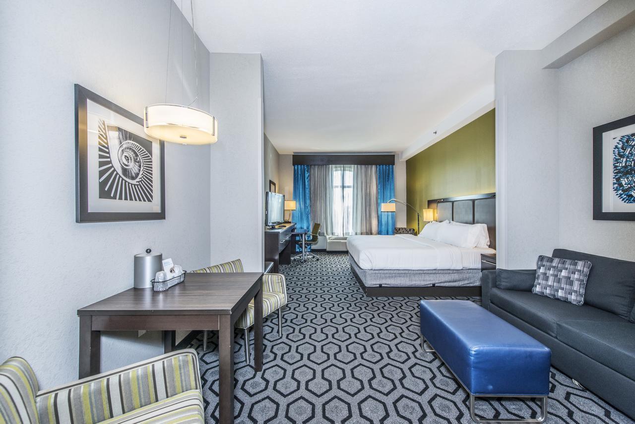 Holiday Inn Express & Suites Charleston Arpt-Conv Ctr Area By Ihg North Charleston Bagian luar foto