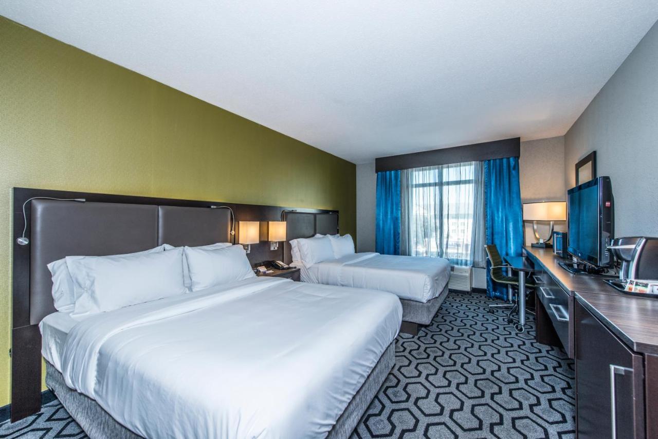 Holiday Inn Express & Suites Charleston Arpt-Conv Ctr Area By Ihg North Charleston Bagian luar foto